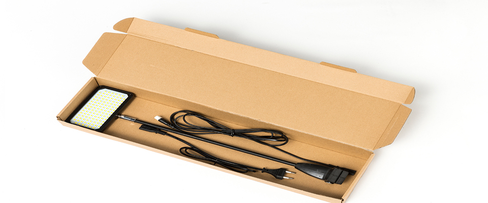 strahler_wled116_verpackung.jpg